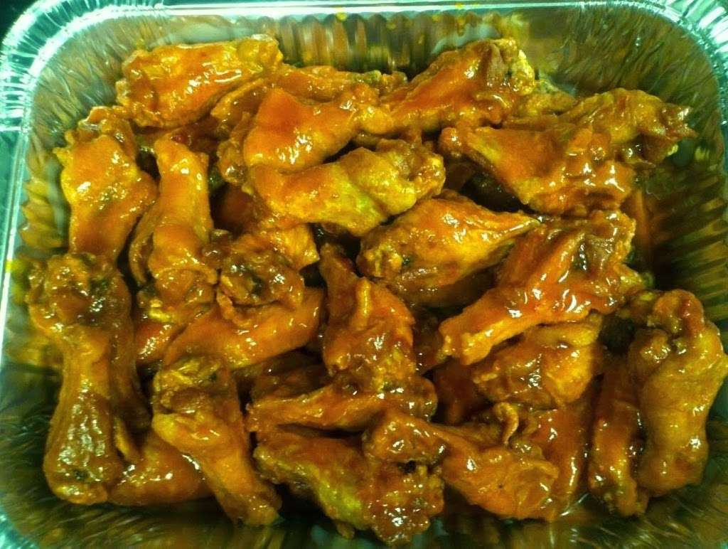 Jen Gs Pizza and Pub | 38170 N Sheridan Rd, Beach Park, IL 60087, USA | Phone: (847) 672-9000