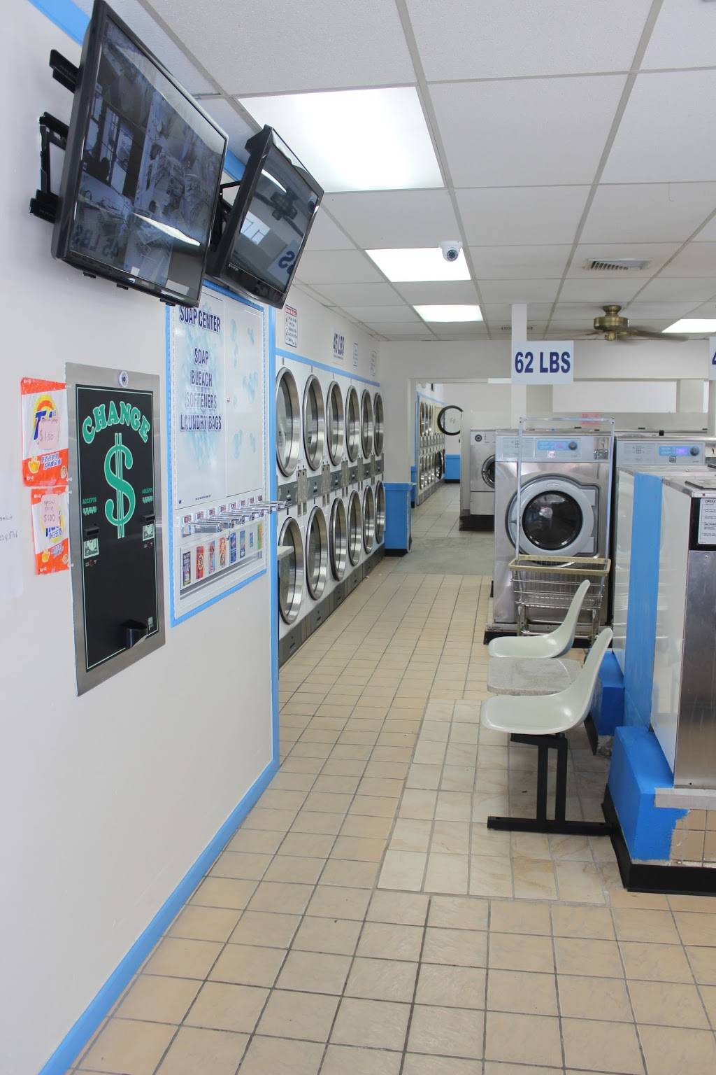 Sophia Laundromat | 215 Union Ave, Providence, RI 02909 | Phone: (401) 228-8706