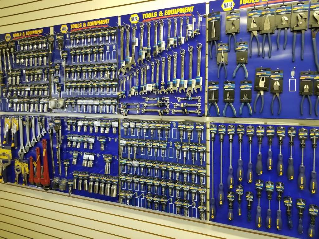 NAPA Auto Parts - Pierson Auto Parts | 401 S Center St, Pierson, FL 32180, USA | Phone: (386) 749-2400