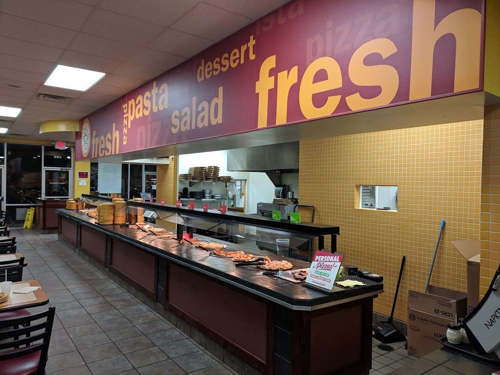 Cicis | 935 N Shepherd Dr, Houston, TX 77008, USA | Phone: (713) 868-1173