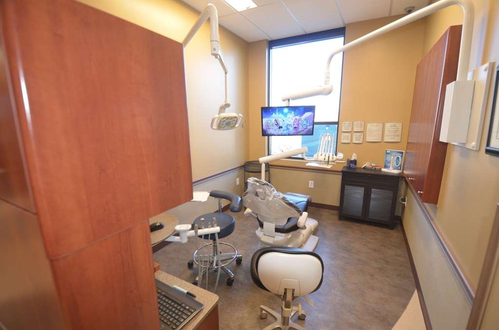 Dr. Aaron Strickland, DDS | 2380 Merchant Mile #9206, Columbus, IN 47201, USA | Phone: (812) 378-5500
