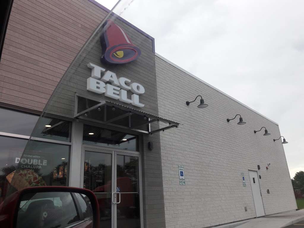 Taco Bell | 1323 Sibley Blvd, Dolton, IL 60419, USA | Phone: (219) 314-3690