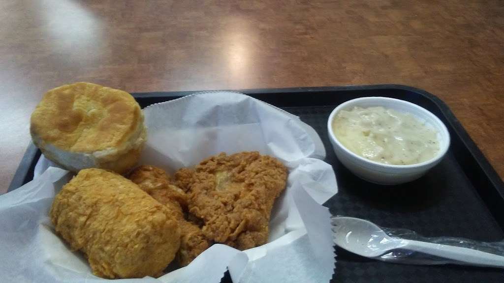 Chesters Fried Chicken | 1191 S 1st St, Bennett, CO 80102, USA | Phone: (303) 644-3620