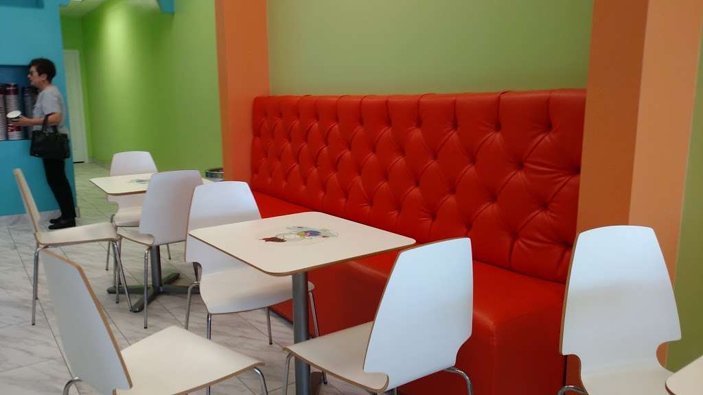 Tutti Frutti | 9865 Blackhawk Blvd, Houston, TX 77075, USA