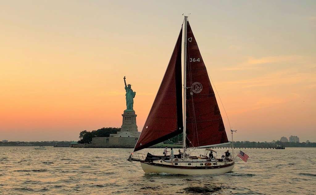 Narwhal Yacht Charters | Chelsea Piers, New York, NY 10011 | Phone: (516) 343-3557