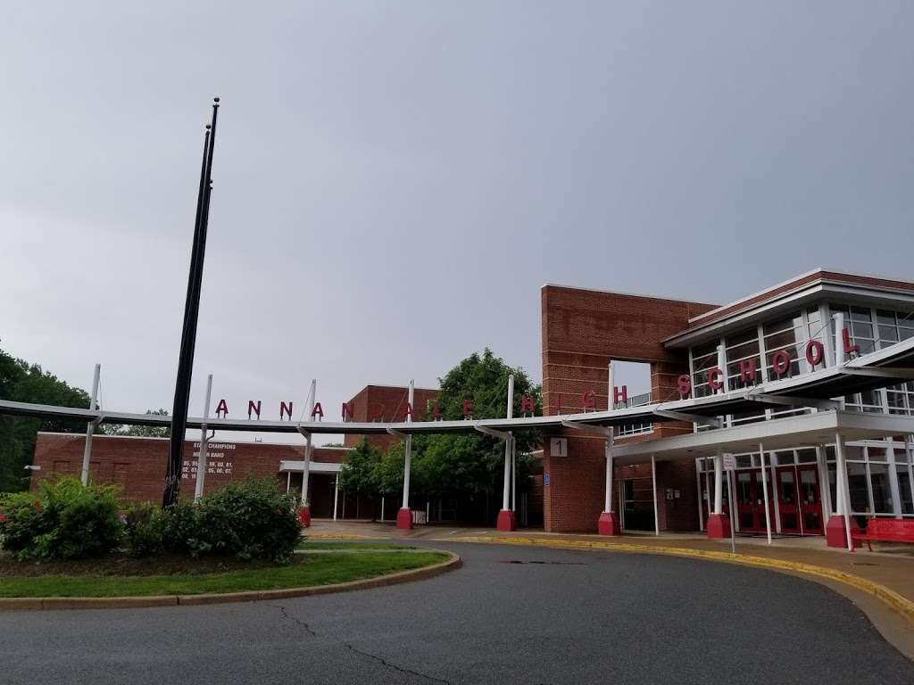 Annandale High School | 4700 Medford Dr, Annandale, VA 22003 | Phone: (703) 642-4100