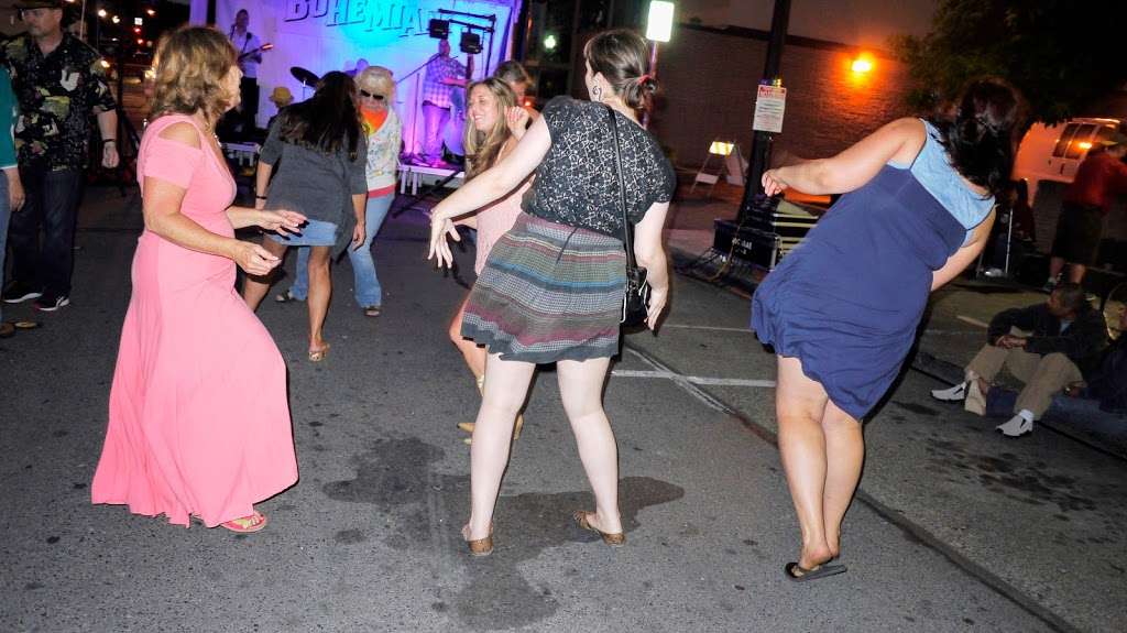 Sonoma Valley Certified Farmers Market | 018 131-025, Sonoma, CA 95476, USA