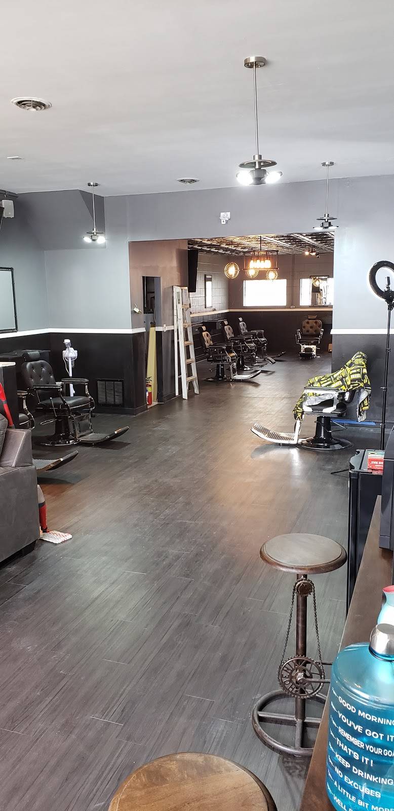 First Impressions Barbershop | 8441 Park Ave, Allen Park, MI 48101, USA | Phone: (313) 686-7418