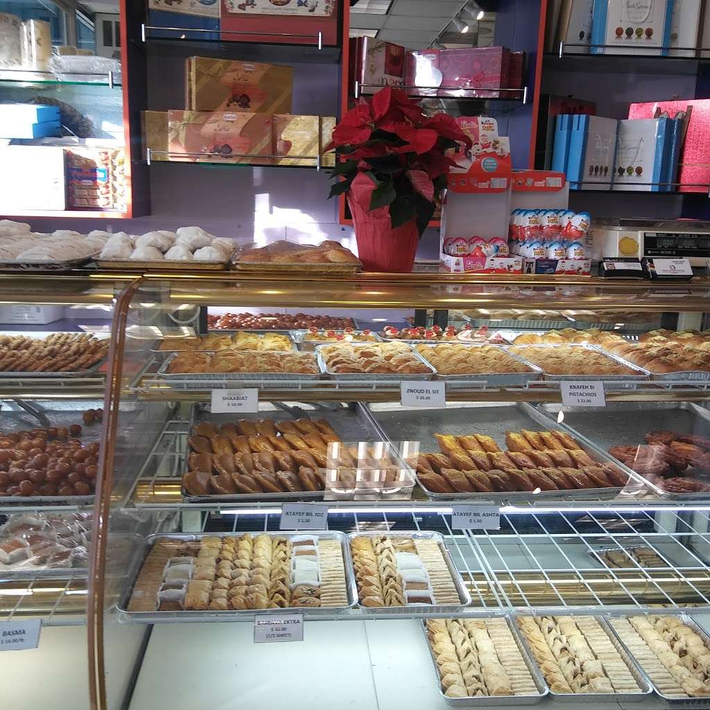 Vrej Pastry | 1074 Allen Ave, Pasadena, CA 91104, USA | Phone: (626) 797-2331