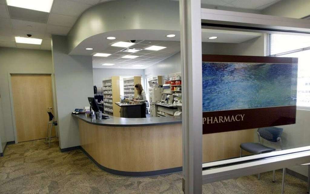 Cerner Healthe Pharmacy | 2901 Rock Creek Pkwy, Kansas City, MO 64117 | Phone: (816) 201-2273