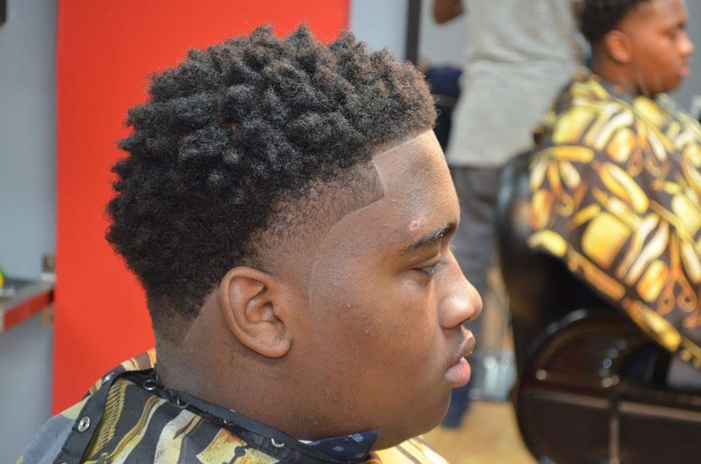 Loyals Barbershop | 405 E 2nd Ave, Roselle, NJ 07203, USA | Phone: (908) 241-4130