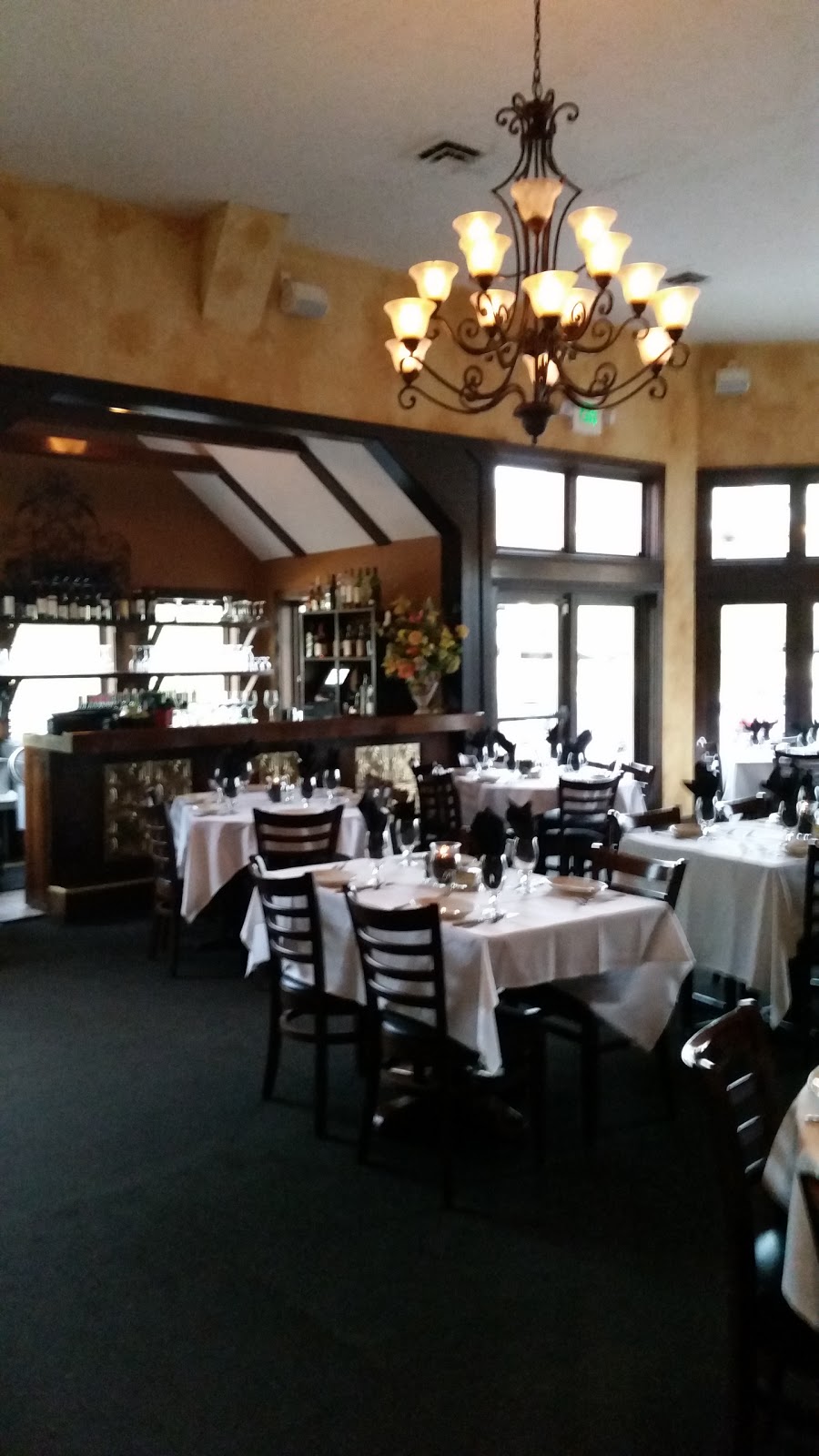 Cafe Calamari | 10 E Geneva St, Williams Bay, WI 53191, USA | Phone: (262) 245-9665