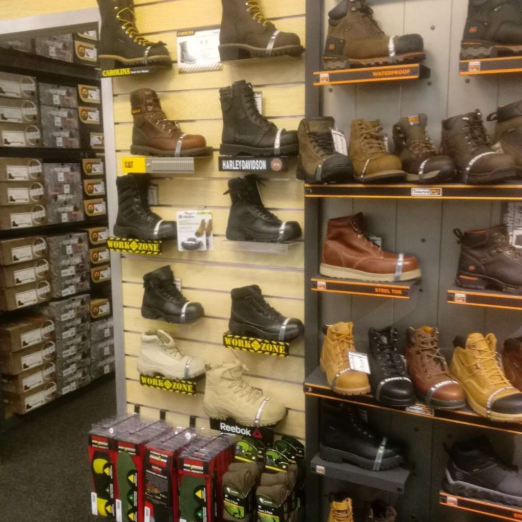 Boot World | 700 N Johnson Ave, El Cajon, CA 92020 | Phone: (619) 442-2506