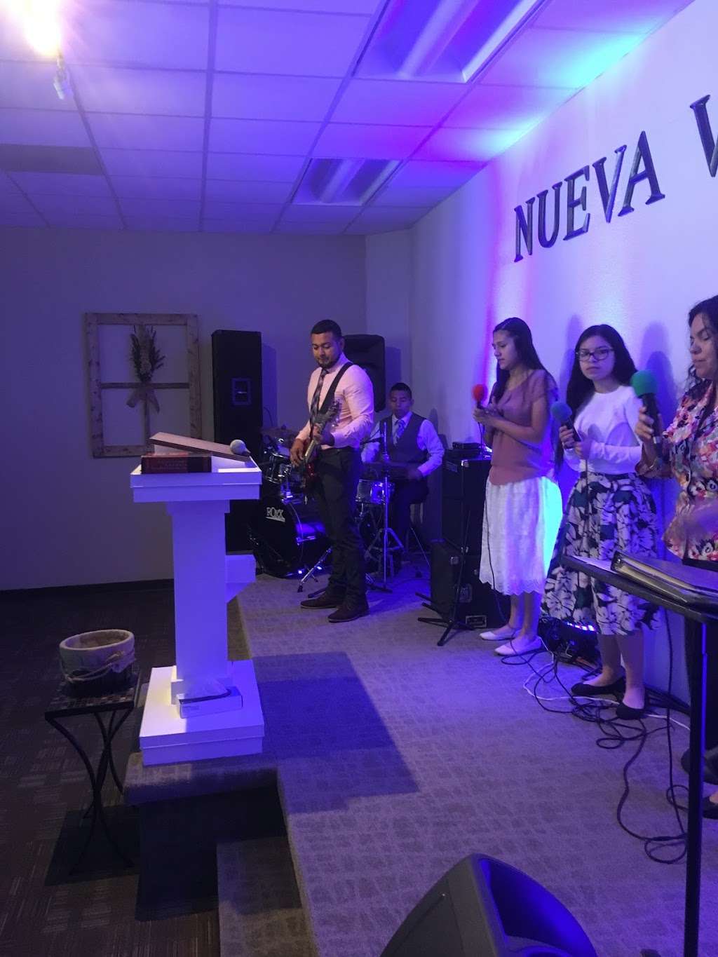 Iglesia Nueva Vida | 14355 I-10 A, Houston, TX 77015, USA | Phone: (832) 869-7388