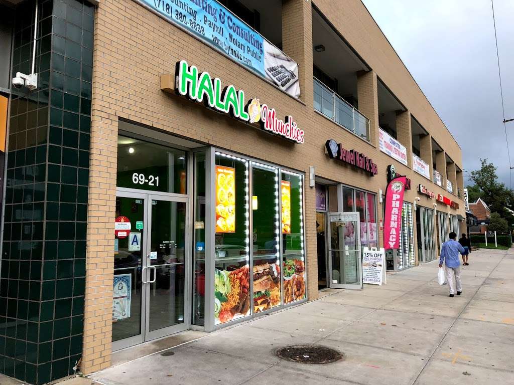 Halal Munchies | 69-21 164th St, Fresh Meadows, NY 11365, USA | Phone: (718) 380-0100