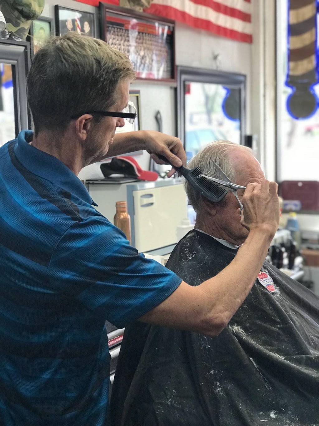 Taylors Barber Shop | 2020, 430 E Broadway Rd, Mesa, AZ 85204 | Phone: (480) 964-8882