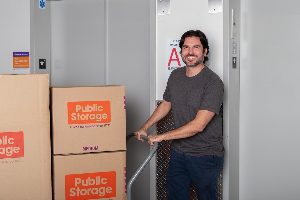 Public Storage | 11434 Sprowles St, Dallas, TX 75229, USA | Phone: (972) 763-5398