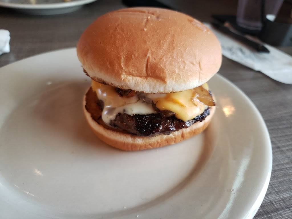 The BLVD Grill at Hays | 844 Hays Blvd, Lexington, KY 40509, USA | Phone: (859) 226-0315