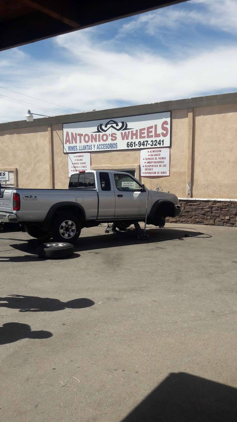 Antonios Wheels | 38414 35th St E, Palmdale, CA 93550, USA | Phone: (661) 947-3241