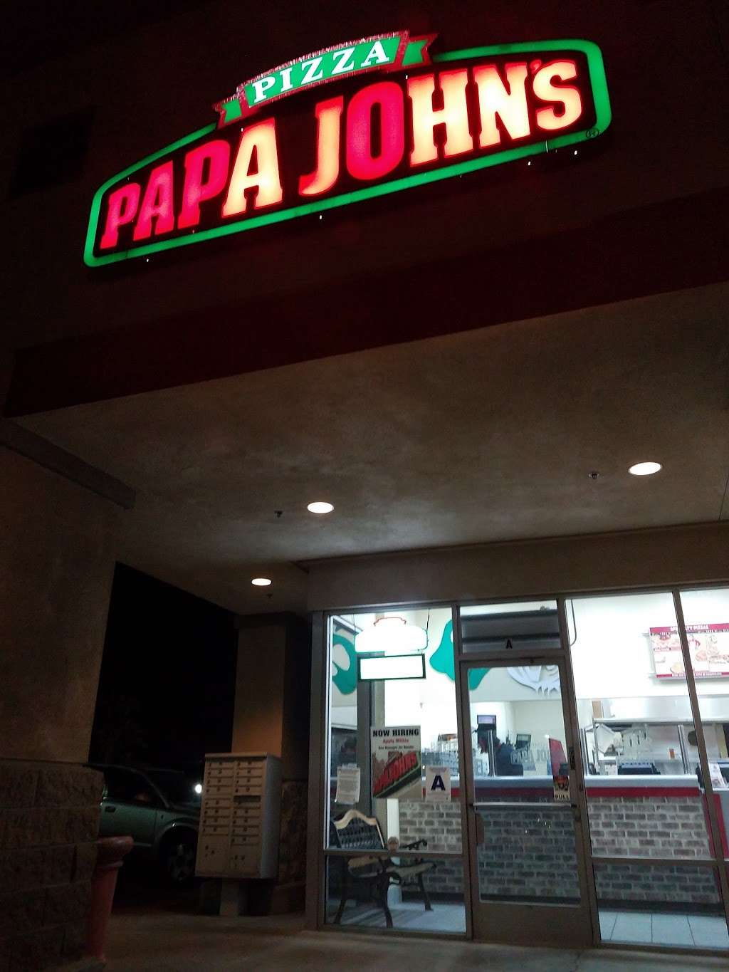 Papa Johns Pizza | 110 Hidden Valley Pkwy, Norco, CA 92860 | Phone: (951) 898-9400