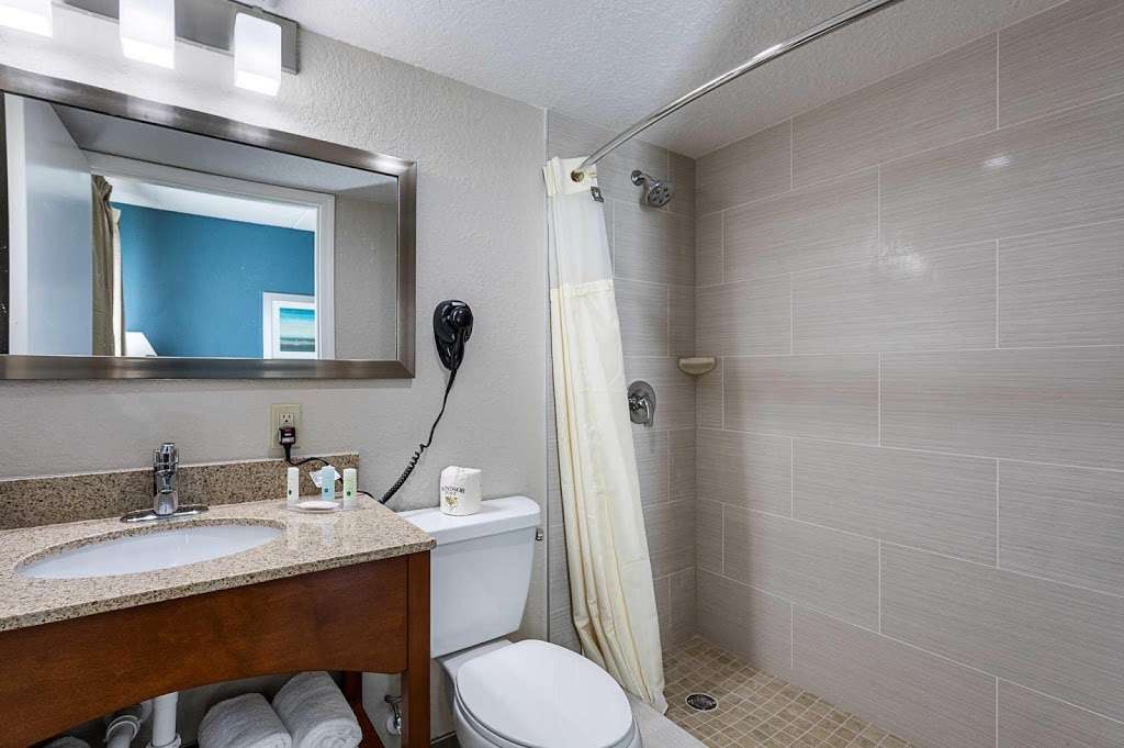 Quality Inn & Suites Heritage Park | 2039 E Irlo Bronson Memorial Hwy, Kissimmee, FL 34744 | Phone: (407) 449-4777