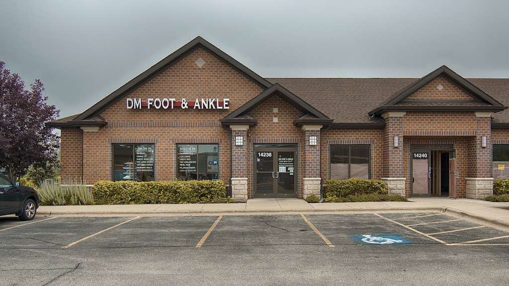 DM Foot & Ankle Associates | 14236 McCarthy Rd, Lemont, IL 60439, USA | Phone: (630) 863-7517