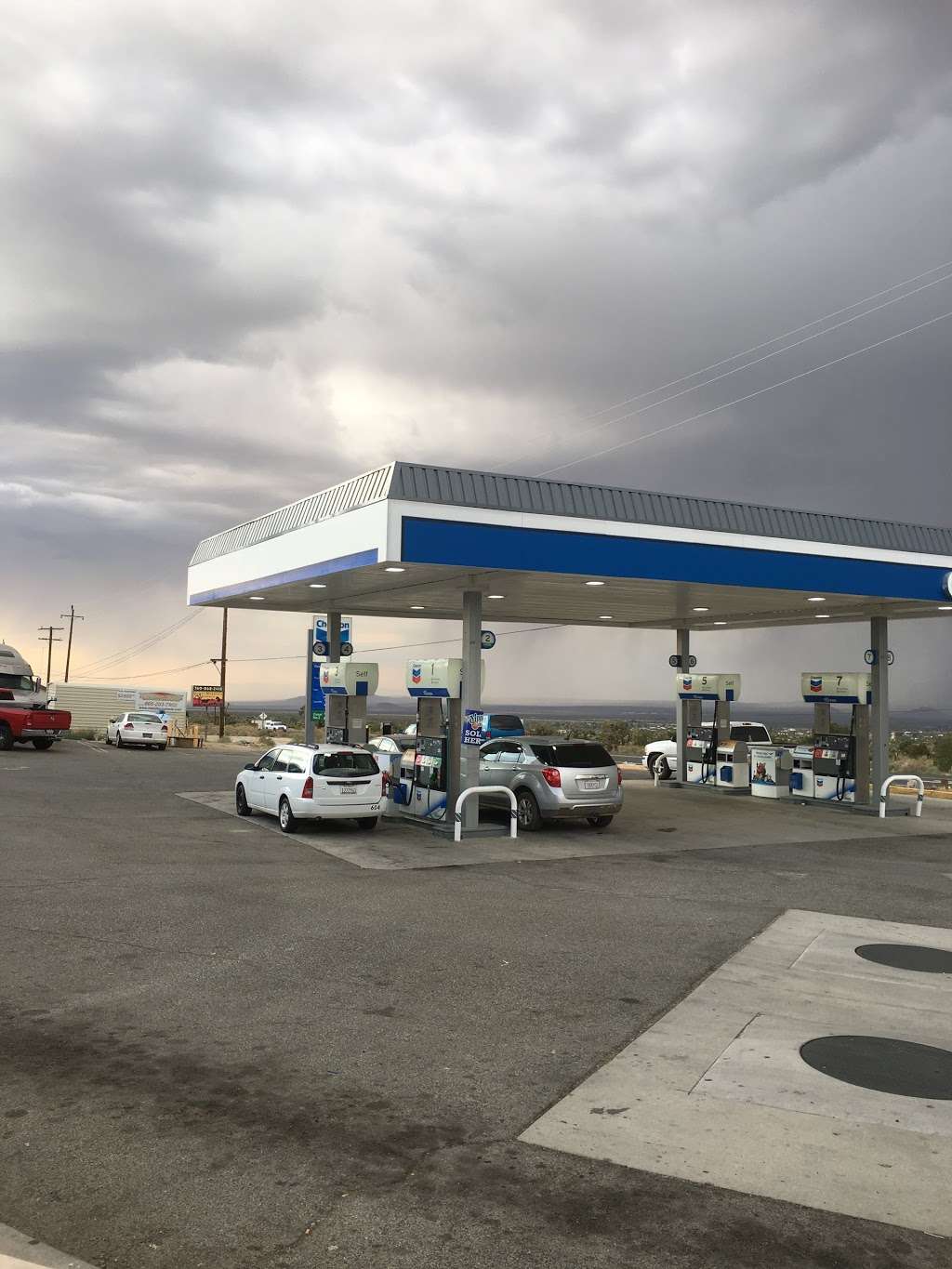 Chevron Piñon Hills | 10602 Mountain Rd, Pinon Hills, CA 92372, USA | Phone: (760) 868-3056