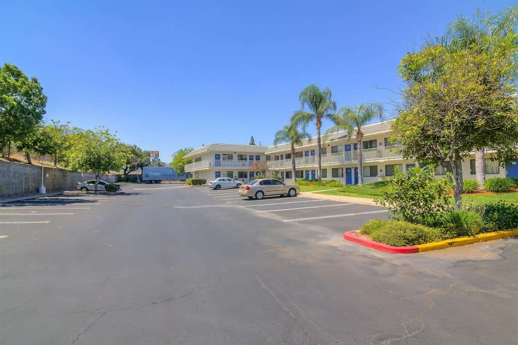 Motel 6 Los Angeles - Sylmar | 12775 Encinitas Ave, Sylmar, CA 91342, USA | Phone: (818) 362-9491