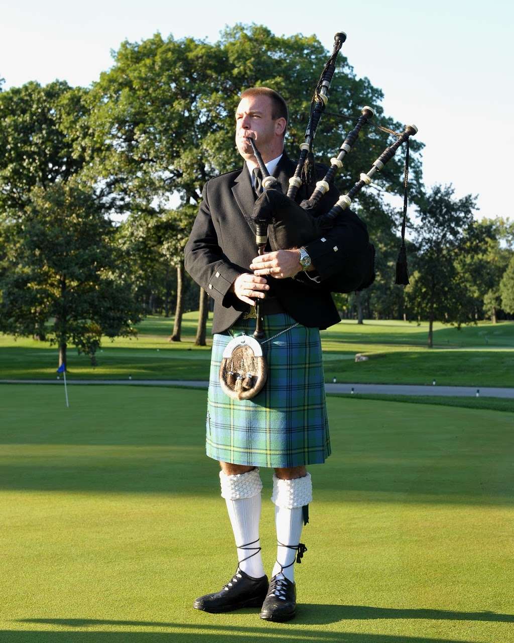 Chicago Bagpiper (Chicalba) | 2S476 Barclay Pl, Glen Ellyn, IL 60137, USA | Phone: (630) 534-4964