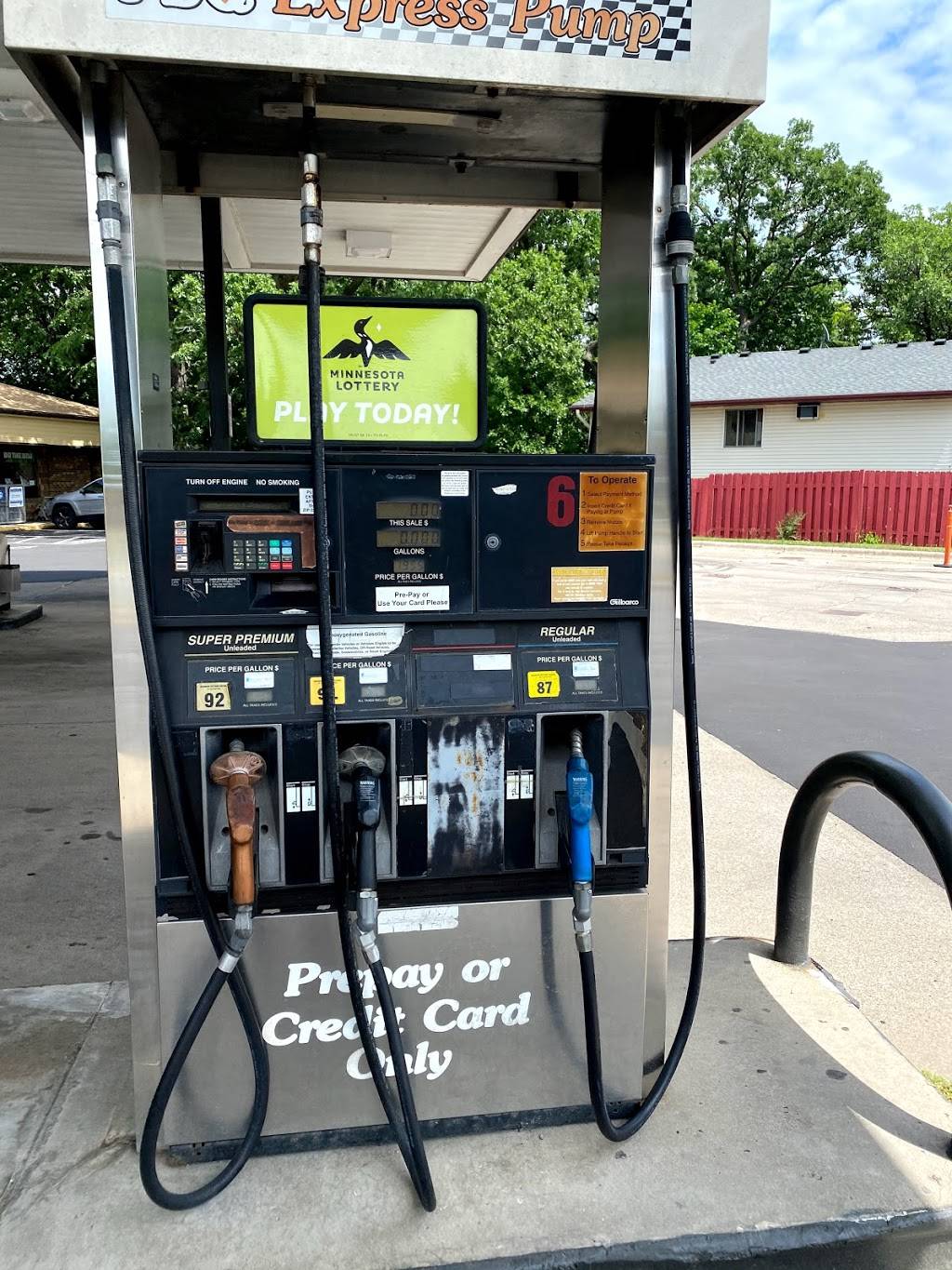 Anoka Gas | 703 E River Rd, Anoka, MN 55303, USA | Phone: (763) 422-4036