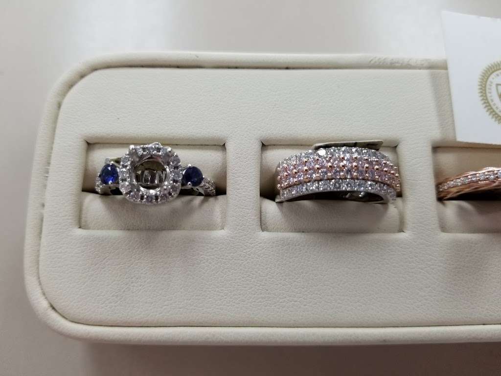 Houghtons Jewelers | 6626, 5386 W 34th St, Houston, TX 77092, USA | Phone: (713) 681-1125