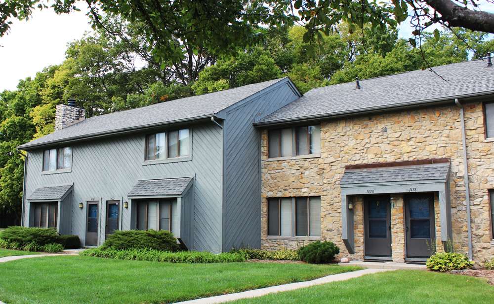 Woodlake Apartments in Indianapolis | 7401 Merganser Dr, Indianapolis, IN 46260, USA | Phone: (317) 671-7497