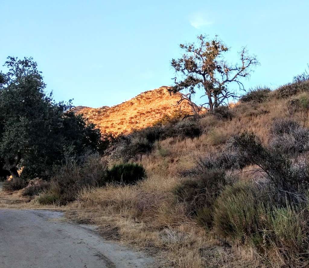 Tapo Canyon Trail / Open Space Trail | 3802-4038 Tapo Canyon Rd, Simi Valley, CA 93063, USA | Phone: (805) 823-3409