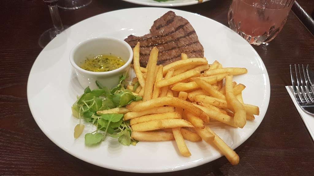 Café Rouge | Penrose Way, London SE10 0EN, UK | Phone: 020 8305 0203