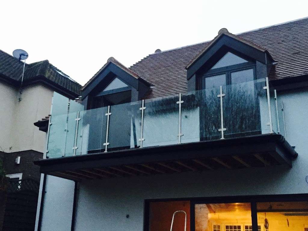 Easier Online Skylights & Balustrade | 6b-6c, Ivy lodge farm, Shepherds Hill, Romford RM3 0NR, UK | Phone: 0800 240 4637