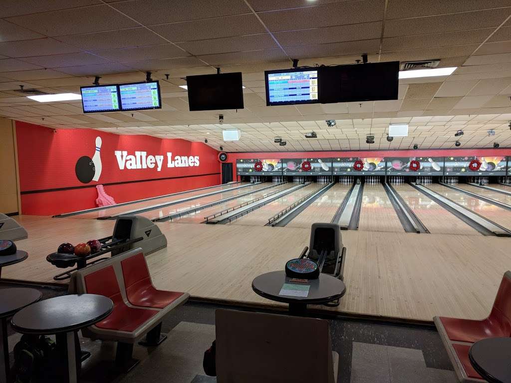Valley Bowling Lanes | 1 Meredith St, Carbondale, PA 18407, USA | Phone: (570) 282-3960