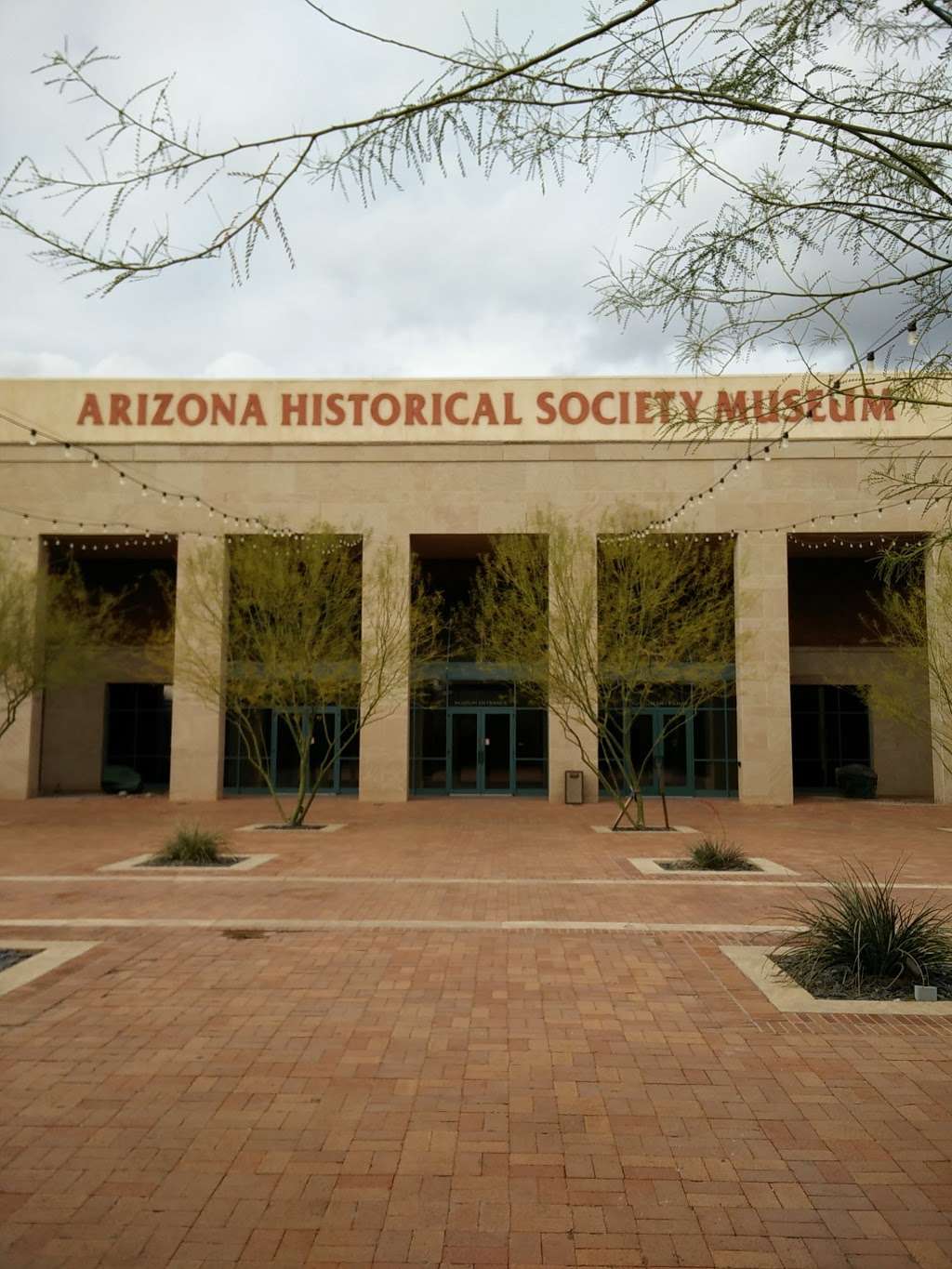 AZ Heritage Center at Papago Park | 1300 N College Ave, Tempe, AZ 85281, USA | Phone: (480) 929-0292