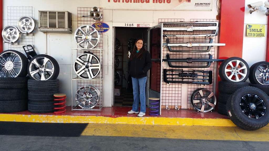 Carlitos Tires, Wheels & Accessories | 1408 Wayside Dr, Houston, TX 77011, USA | Phone: (713) 477-1815