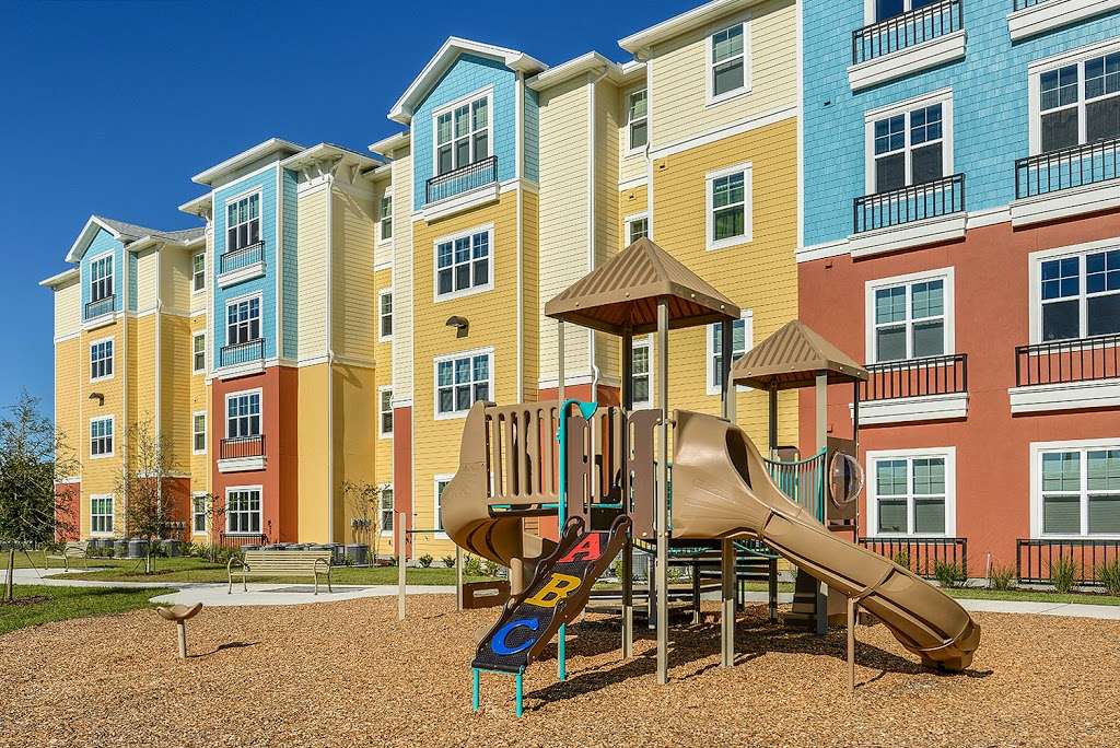 Windermere Cay Apartments | 8200 Jayme Dr, Winter Garden, FL 34787, USA | Phone: (407) 796-8001