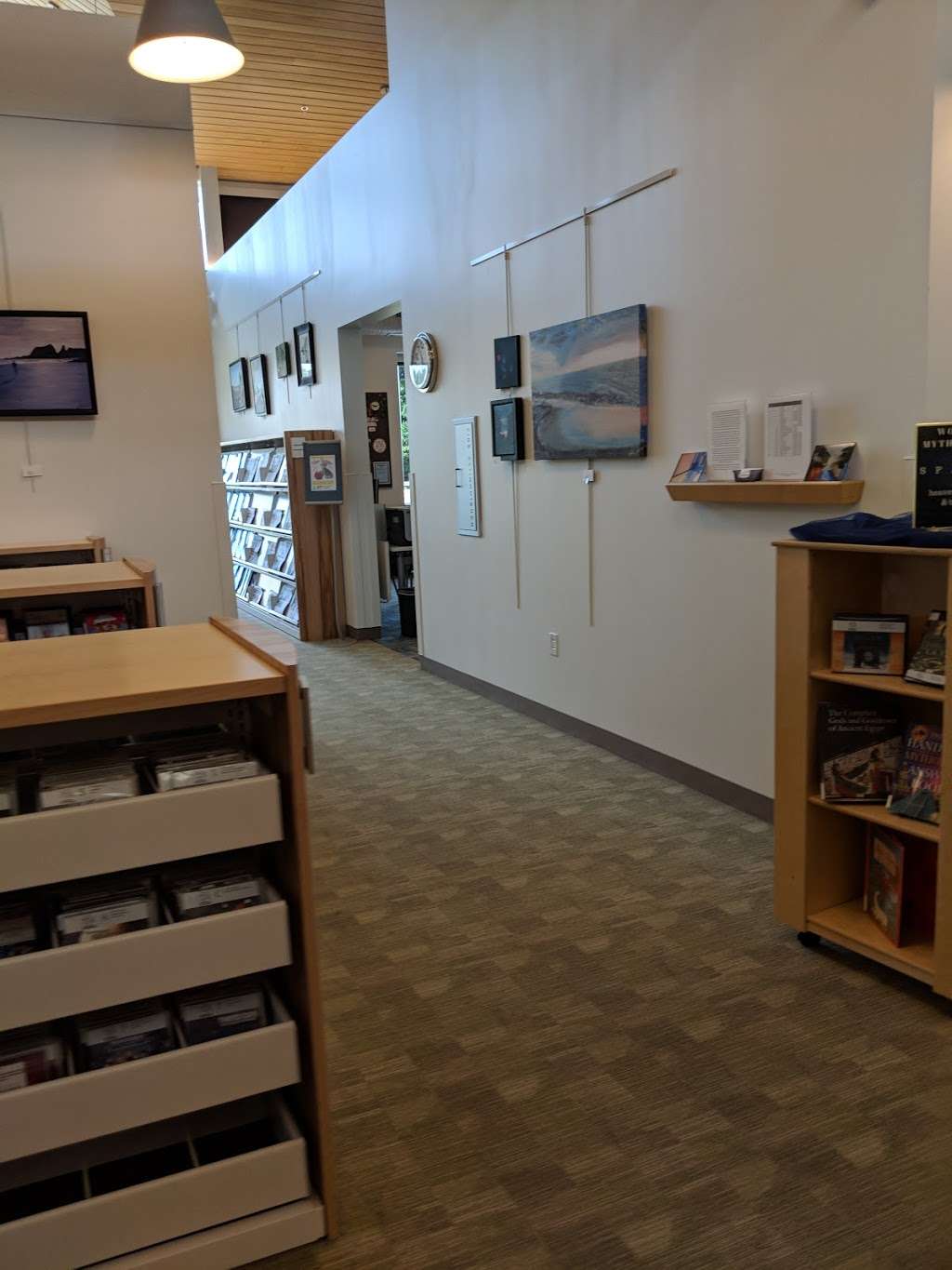 Montclair Community Library | 5049 Waterway Dr, Montclair, VA 22025, USA | Phone: (703) 792-8740