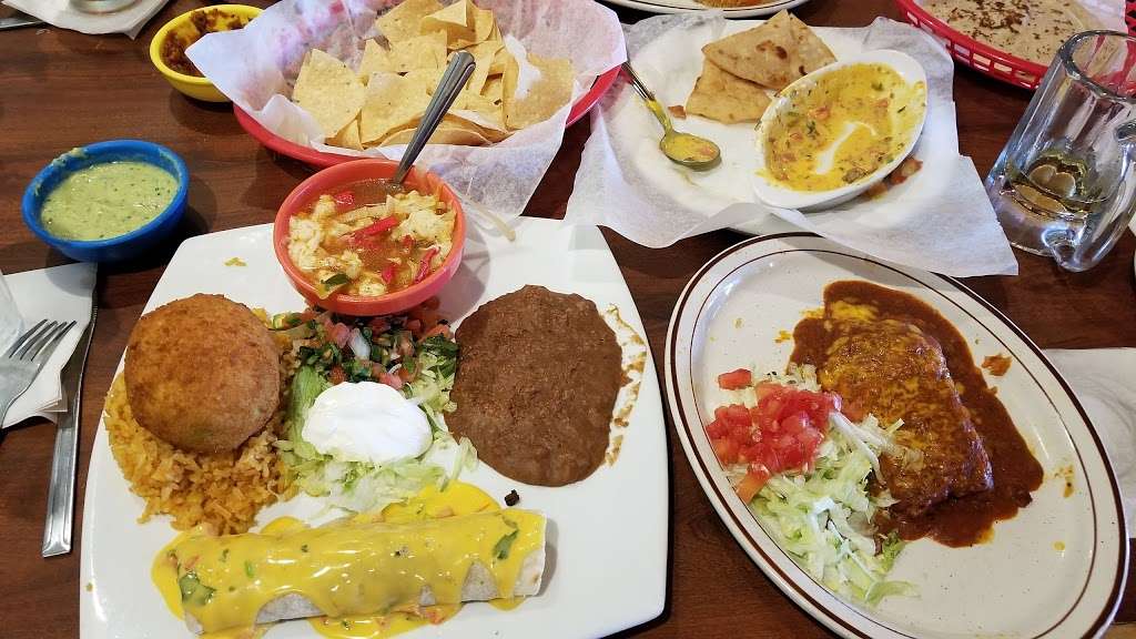 Los Cucos Mexican Restaurant | 22390 Tomball Pkwy, Houston, TX 77070, USA | Phone: (281) 376-4077