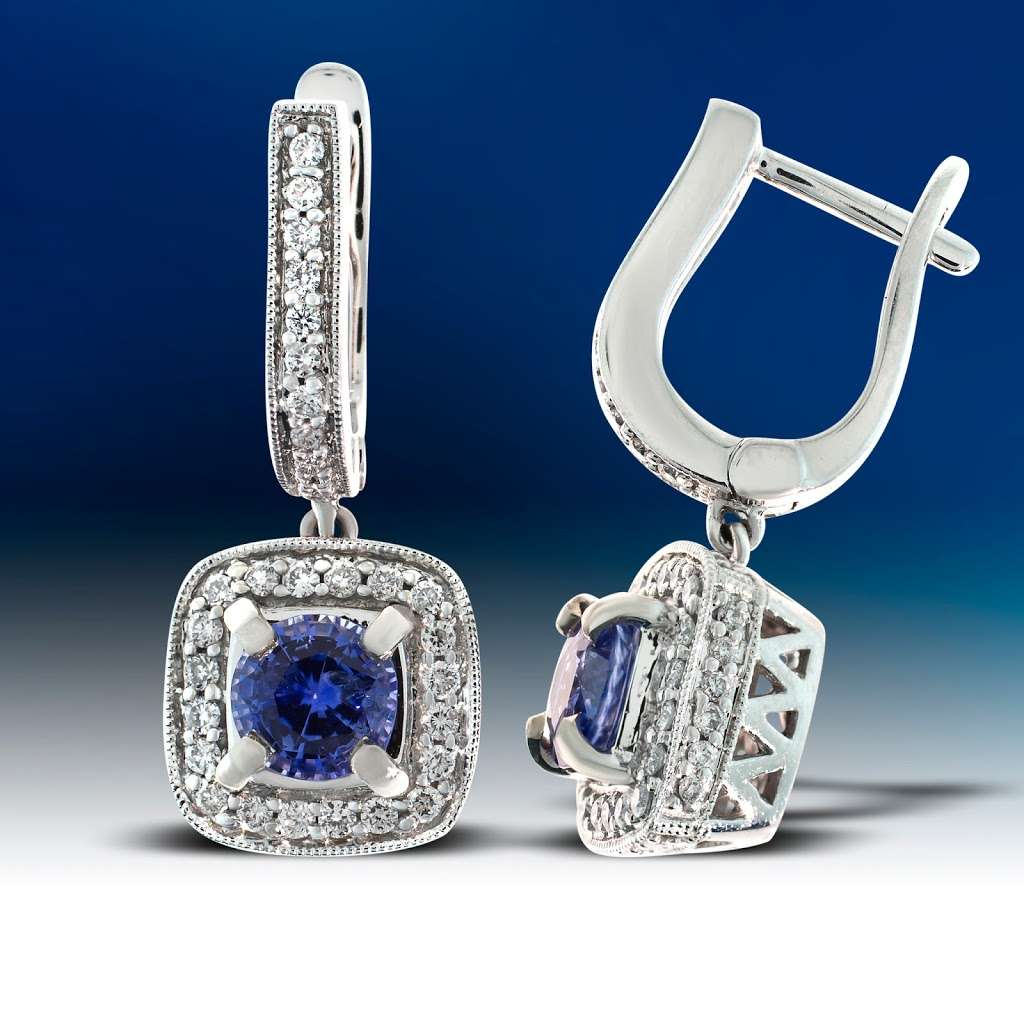 McGee & Company Fine Jewelers | 880 U.S. 31 N, Greenwood, IN 46142 | Phone: (317) 882-0500