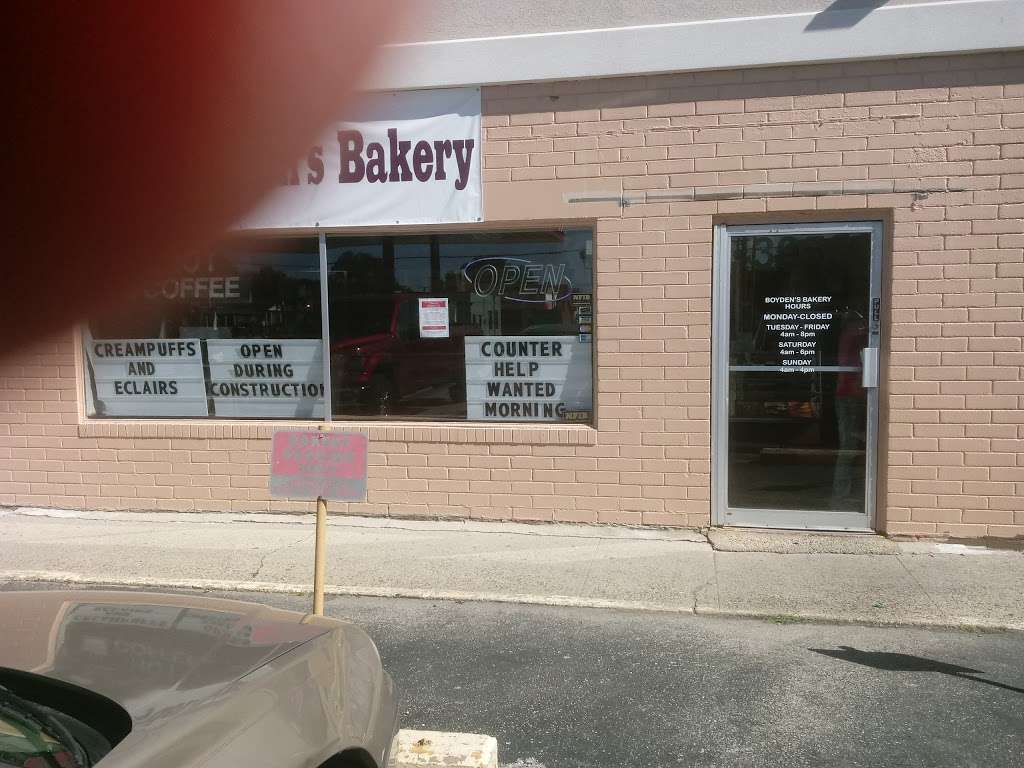 Boydens Southside Bakery | 3953 S Meridian St, Indianapolis, IN 46217 | Phone: (317) 784-2992