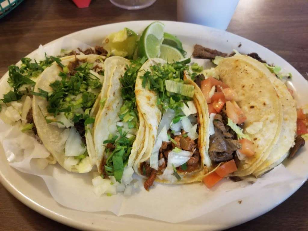 Taqueria El Jaliciense | 2013 10th Ave N, Texas City, TX 77590, USA | Phone: (409) 945-8997