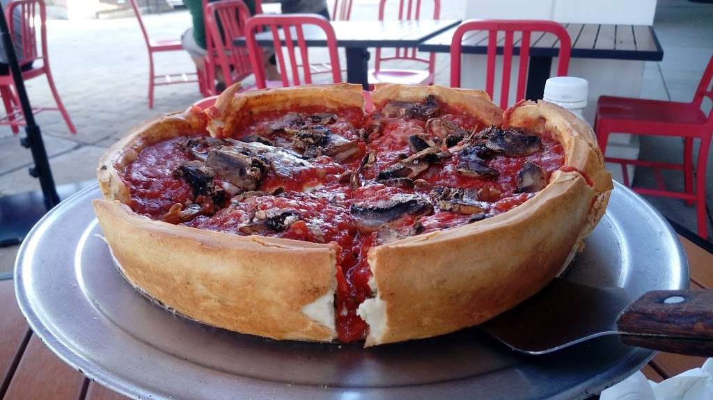 Gennaros II - Chicago Style Pizza | 1610 W Main St #102, Collegeville, PA 19426, USA | Phone: (484) 854-6960