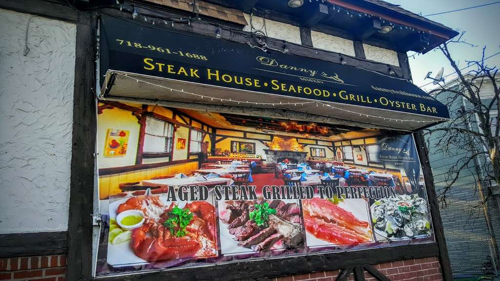 Dannys Steakhouse & Oyster Bar | 13-46 127th St, College Point, NY 11356, USA | Phone: (718) 961-1688