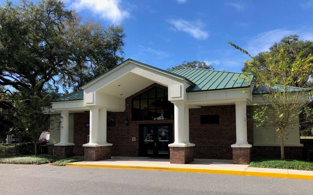 United Southern Bank | 224 US 27 & 441, Lady Lake, FL 32159, USA | Phone: (352) 753-2300