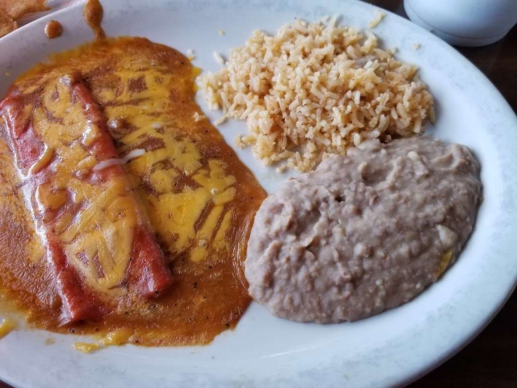 La Villa Mexican Restaurant | 4522 Ackerman Rd, San Antonio, TX 78219, USA | Phone: (210) 666-8599