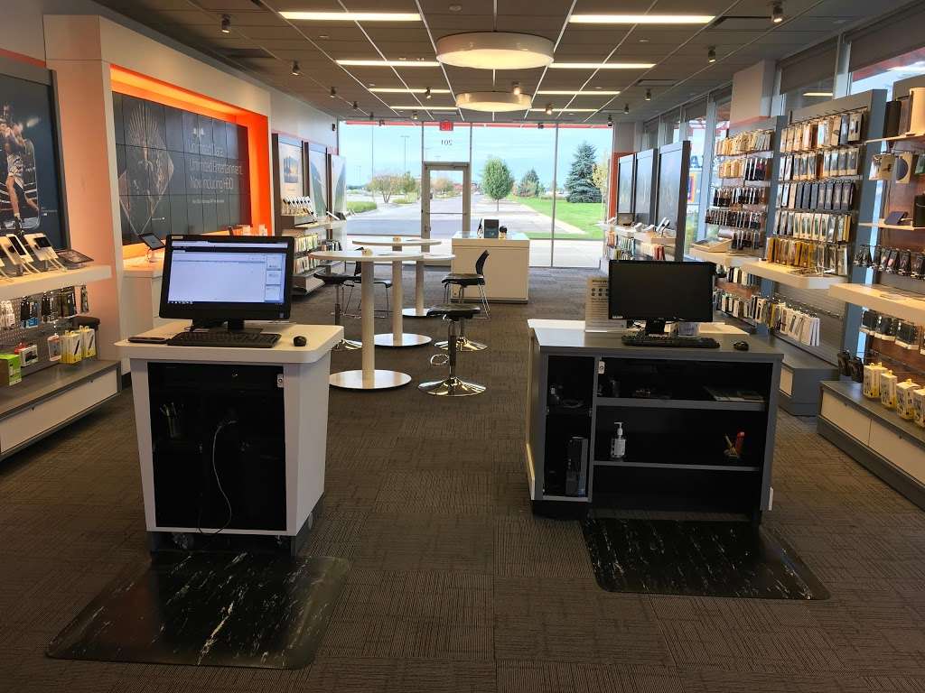 AT&T Store | 201 N Randall Rd, Batavia, IL 60510, USA | Phone: (630) 482-9570