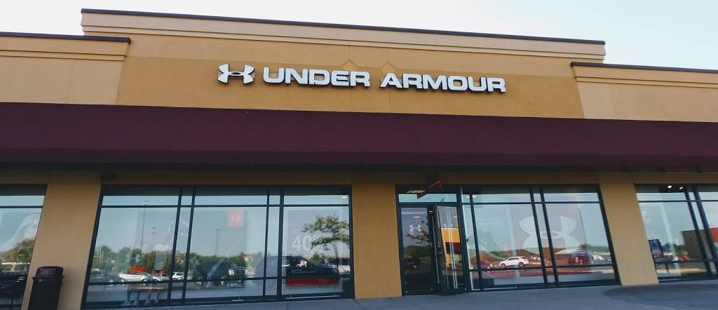 Under Armour Factory House | 612 West Linmar Lane Suite C050b, Johnson Creek, WI 53038, USA | Phone: (920) 699-3331